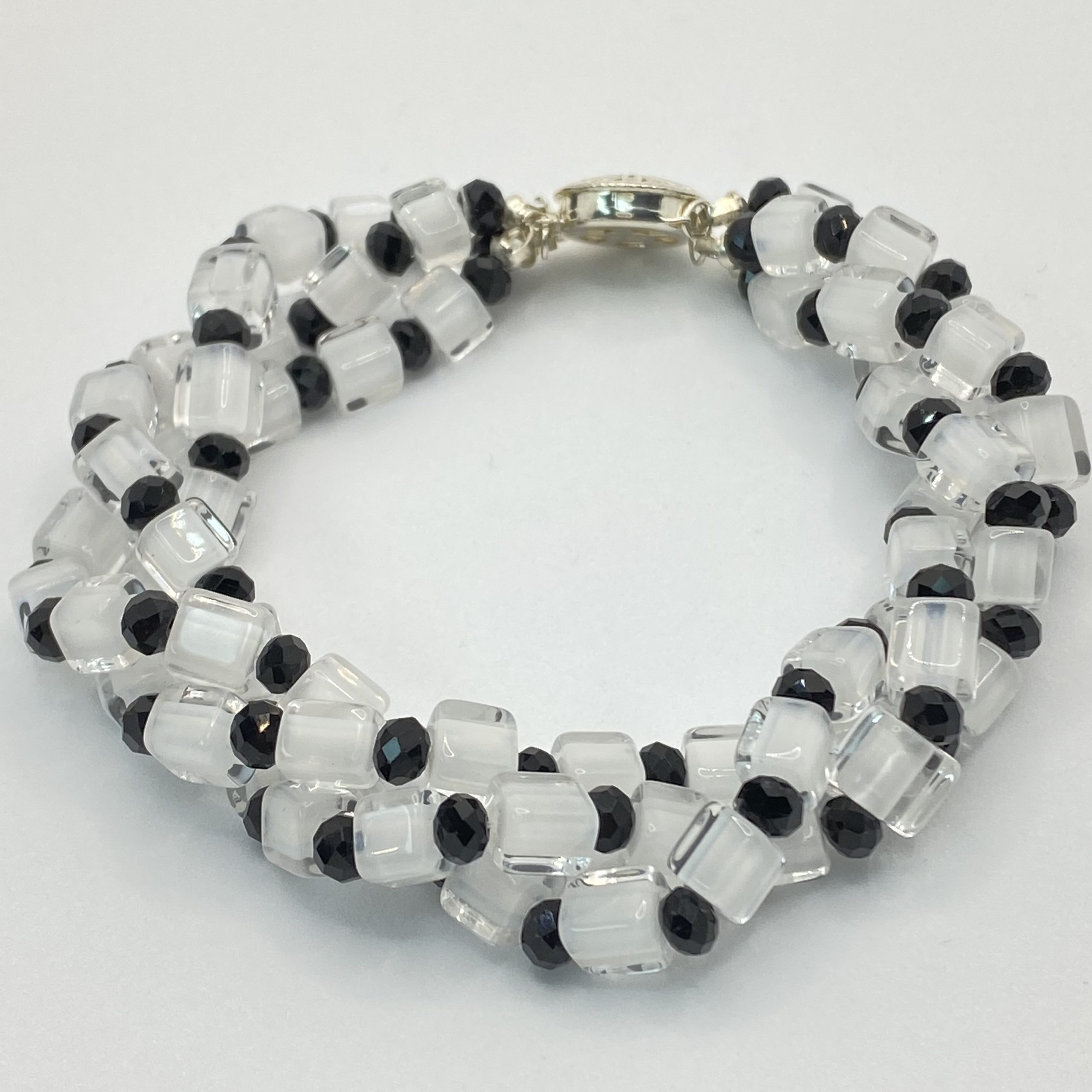 Anga Glass Tri-Bead Bracelet – metdev2